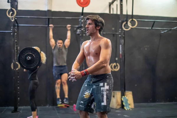 Tired Man Standing Gym — Stock Photo, Image