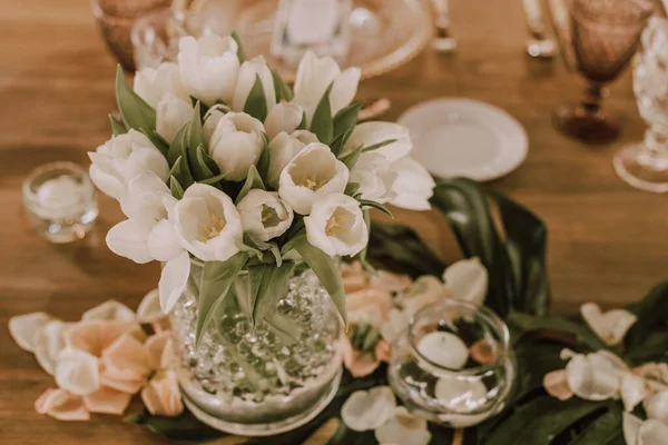 Elegant Banquet Flowers Tent — Stock Photo, Image