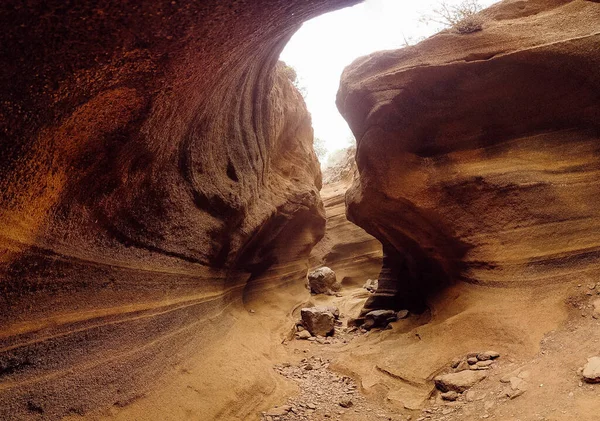 Smukke Naturlige Landskab Med Fantastiske Gamle Røde Sandsten Dannelse Smal - Stock-foto