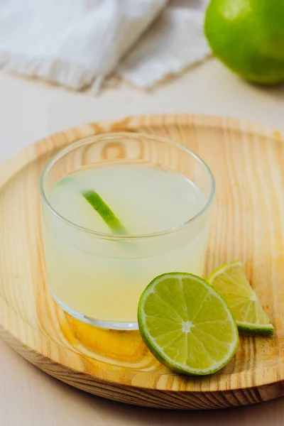 Homemade Refreshing Lemonade Glass Fresh Lime — Stock Photo, Image