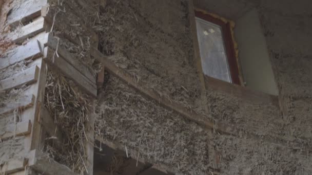 Intérieur de la maison de construction naturelle 