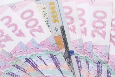 Ukrayna para birimi Hryvnia ve Amerikan dolarıdır. Dolar olarak Hryvnia döviz kuru.