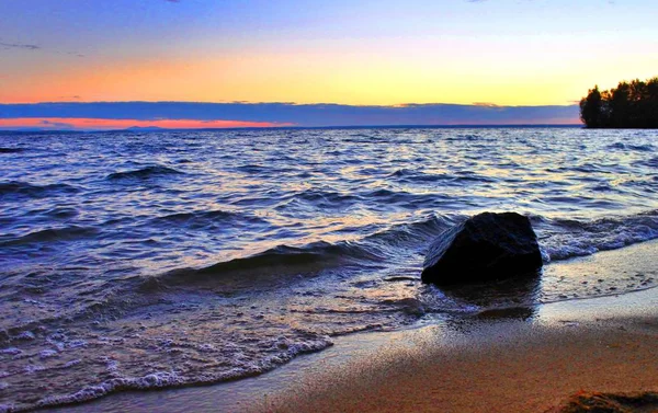 Early morning on the lake — Stock Photo, Image