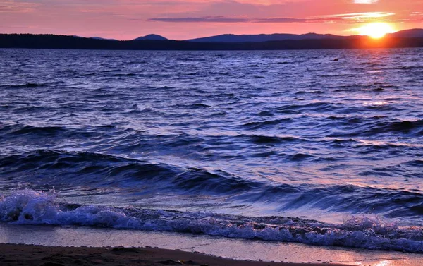 Lago Uwildy in Urali meridionali in estate — Foto Stock