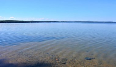 Göl Uvildy sabah erken sessiz