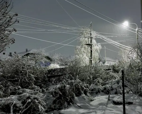 Noc Blizzard na terenach wiejskich, na Uralu południowego — Zdjęcie stockowe