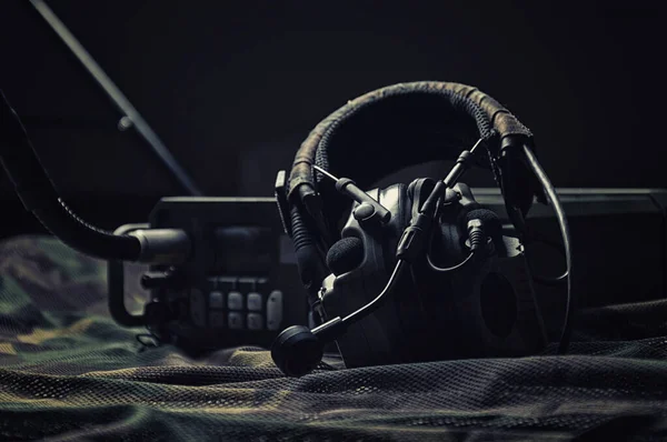 ⬇ Скачать Картинки Military Radio Operator, Стоковые Фото.