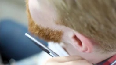 Kesme ve sakal bakım portre 