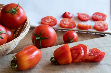 Kurutulmuş domates - San Marzano domates Dilimleme hazırlanması