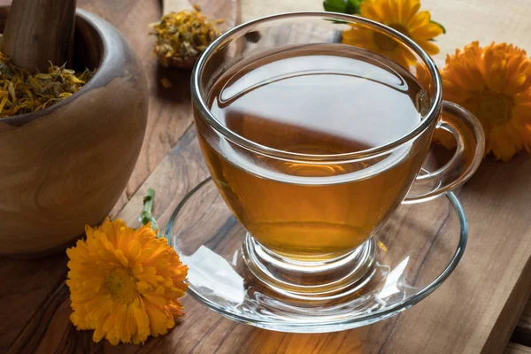 Calendula çay taze calendula çiçekli