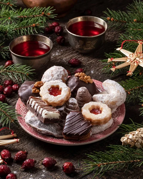 香草角、林泽和其他传统圣诞饼干 — 图库照片