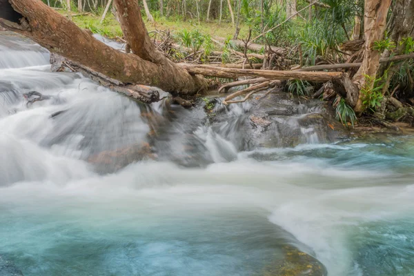 Paesaggio del fiume — Foto Stock