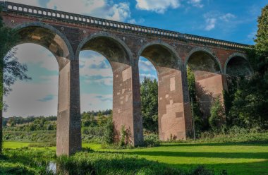 Tren viyadük Kent Eynesford Köyü'nde