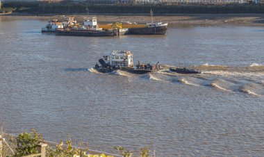 MAVNA, Thames Nehri, seyahat eden hızlı, gemide ile çalışma