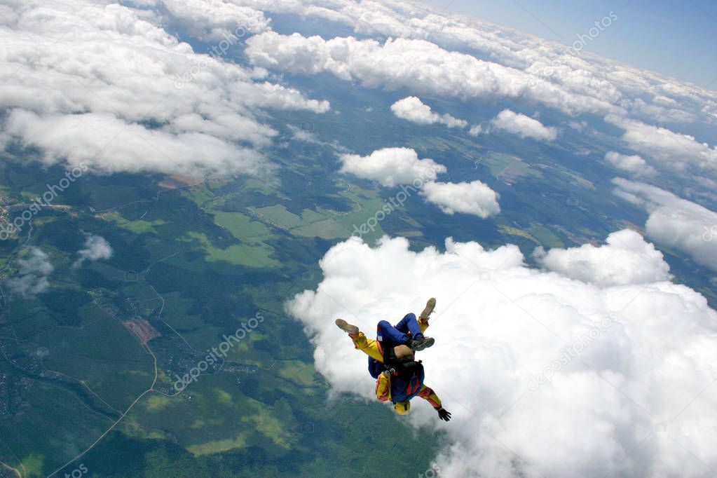 Parachute jump in tandem