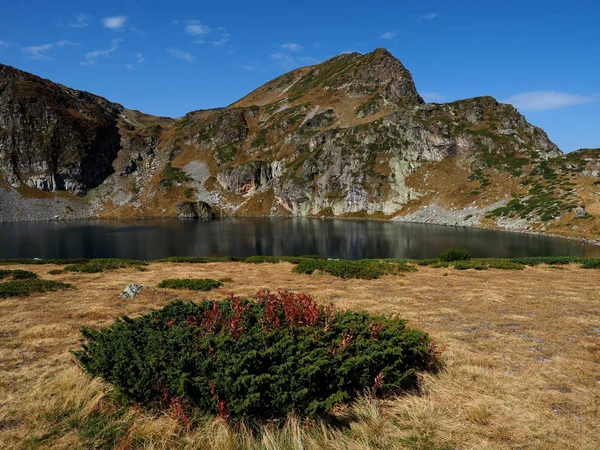 Lac de montagne, Bulgarie — Photo