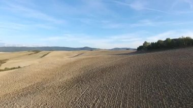 hava atış, muhteşem tucany hills peyzaj alanların, Toskana köprü üstünde uçan güneş parlama ile