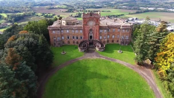 Aerial strzał, przepiękny włoski sammezzano zamku, średniowieczna architektura — Wideo stockowe