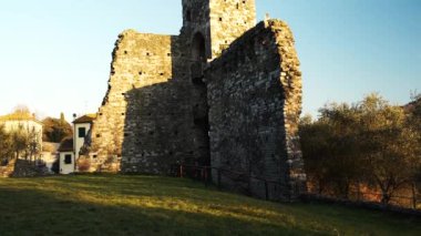 Toskana, İtalya, 4 k eski bir kale Harabeleri