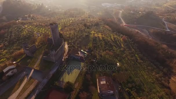 İtalya, Avrupa, 4k güzel bir antik küçük kasabada hava video — Stok video