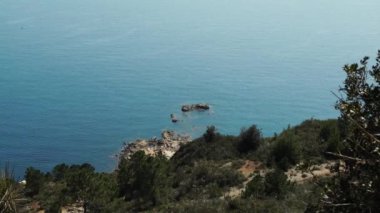 Elba ada İtalya, 4k güzel bir sakin denizde