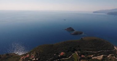Muhteşem paradisiac deniziyle Toskana, İtalya, 4k ile güzel bir Elba ada hava atış