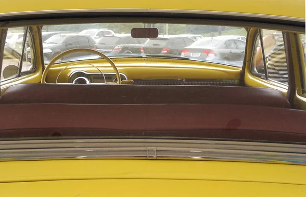 Εσωτερική Άποψη Του Vintage Αυτοκινήτου Στενή Εστίαση — Φωτογραφία Αρχείου
