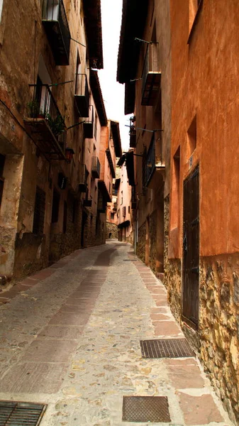 eski şehrin sokaklarında