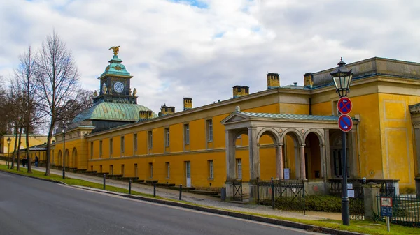 Sans Souci yeni Chambers