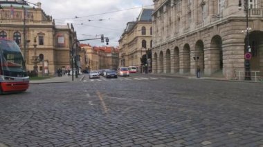 Prag kavşağından tramvay yolculuğu