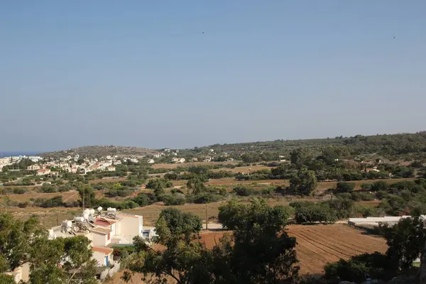 Kuş fligh yüksekliğini deniz resort şehirden