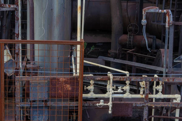 Background Industrial Pipes Anf Grids Paint Metal Patinas Horizontal Aspect — Stock Photo, Image