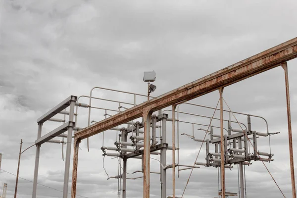 Rusted Tall Gate Truss Electrical Power Structure Stormy Sky Horizontal — Stock Photo, Image