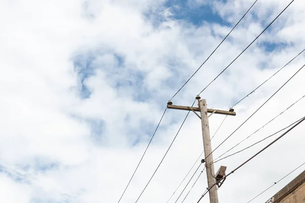 Standard Wood Power Pole Electrical Lines Insulators Lighting Cloudy Sky — Stock Photo, Image