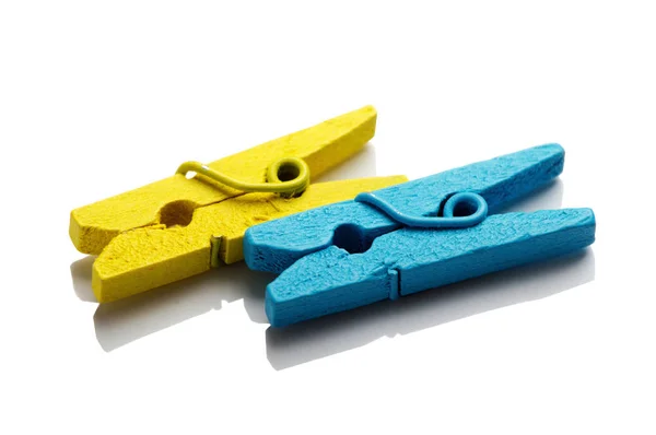 Keten clothespins arka planını çok renkli