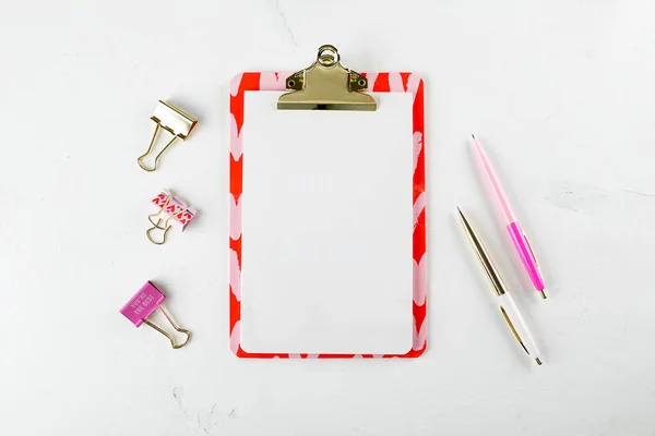 Flat Lay Mode Vrouwelijke Home Office Werkruimte Met Blanco Papier — Stockfoto