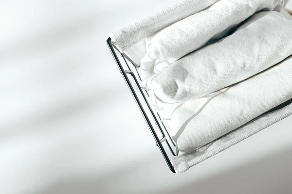 Eco Katoenen Handdoek Metalen Mandje Geen Afval Concept Plastic Vrij — Stockfoto