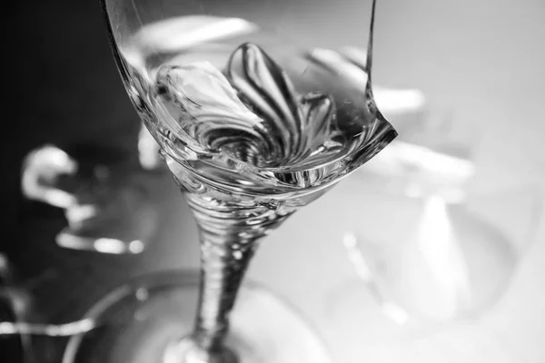 Broken wine glass — Stock Photo, Image