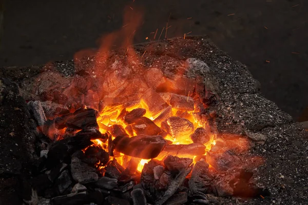 Frammento del forno per il riscaldamento di sbozzi metallici — Foto Stock