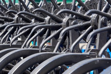 Sivri Bıçaklar ile donatılmış çalışma diskleri Kültivator parçası