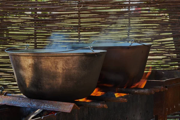 Cuisson Des Aliments Feu Dans Des Cuves — Photo