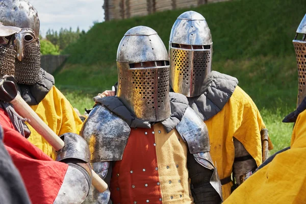 Détails Armure Des Participants Compétition Pour Bataille Médiévale Images De Stock Libres De Droits