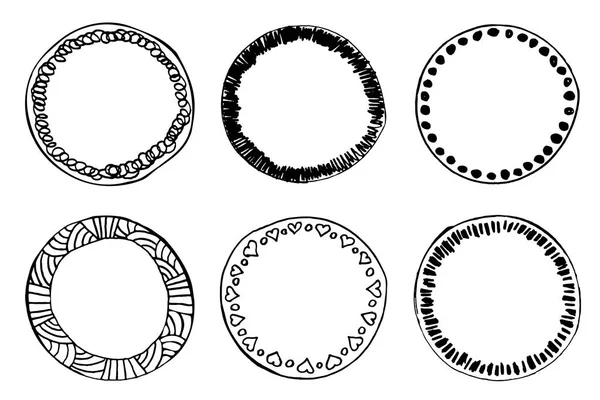 Modelo de círculo simples desenhado à mão doodle — Vetor de Stock