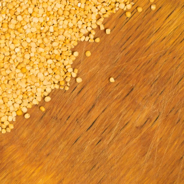 Split sarı bezelye dağınık kurumasına