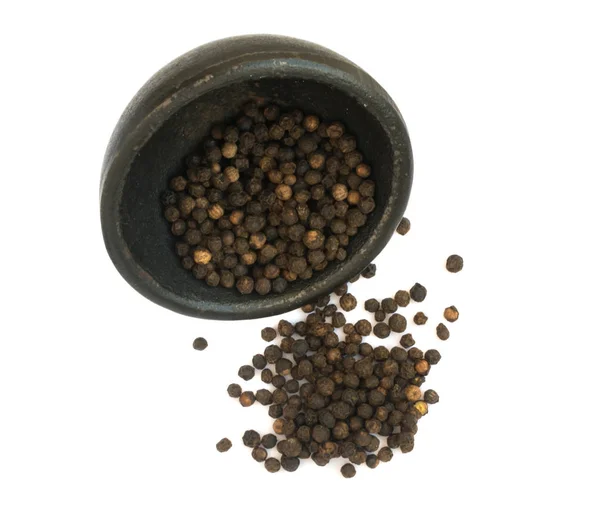 Купка насіння гострого чорного перцю ізольовані — стокове фото