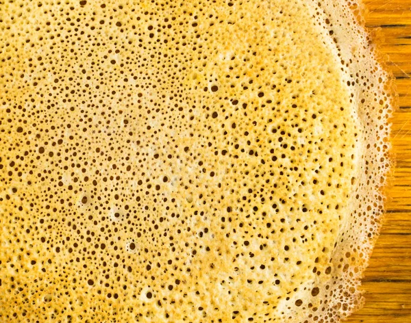 Tunna pannkakor på en trä bakgrund ovanifrån — Stockfoto