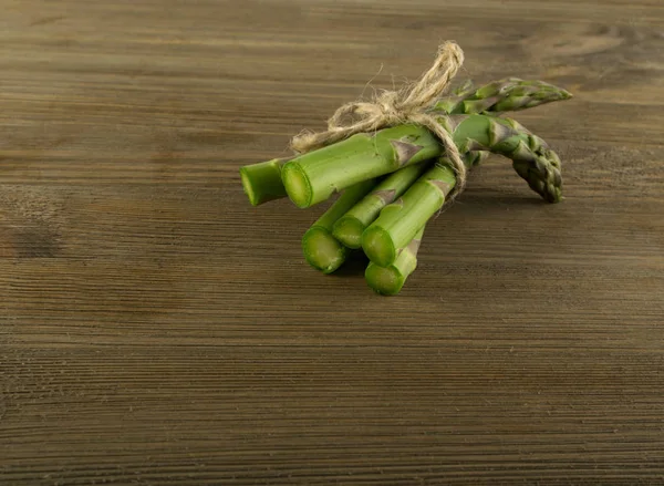 Bunch of Raw Garden Asparagus — Stock Photo, Image