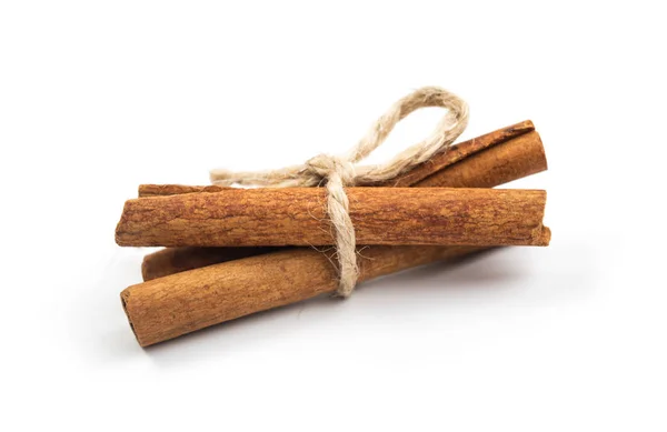 Dry Cinnamon Sticks Isolated — Stock Photo, Image