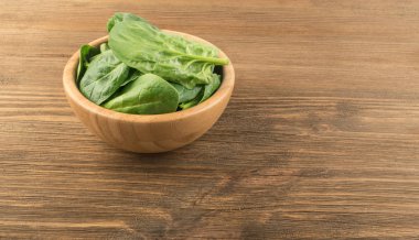 taze ıspanak yaprakları