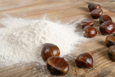 Yenebilir Tatlı Kestaneli Kestane unu, Noel Yemeği